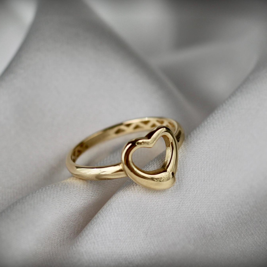 Gold Heart Ring – 14K Yellow Gold